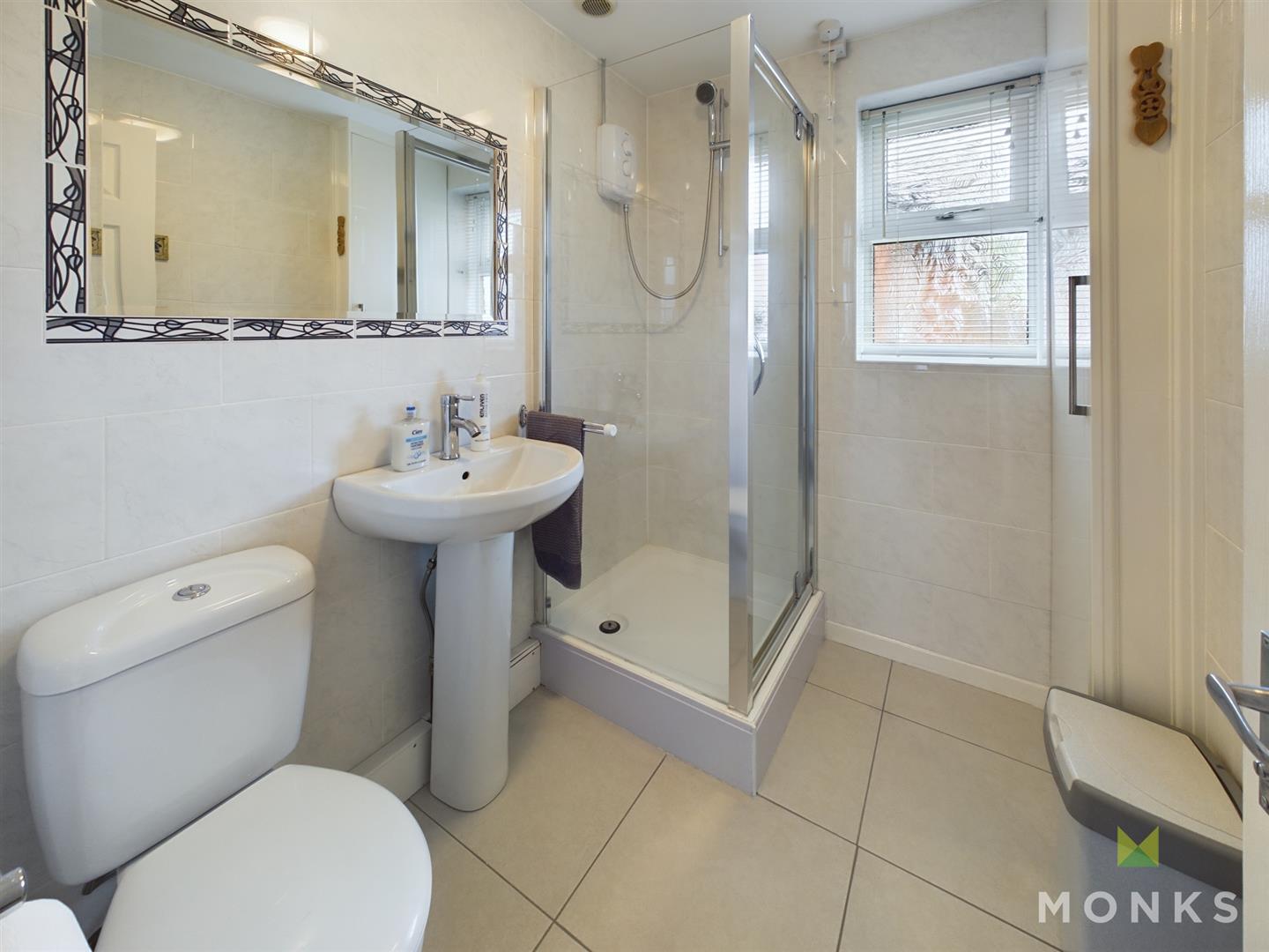 6 Heather Bank, Oswestry, SY11 3PT For Sale